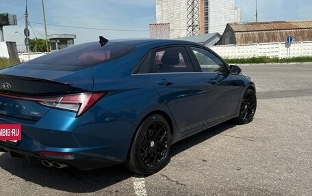 Hyundai Elantra, 2021 год, 2 300 000 рублей, 3 фотография
