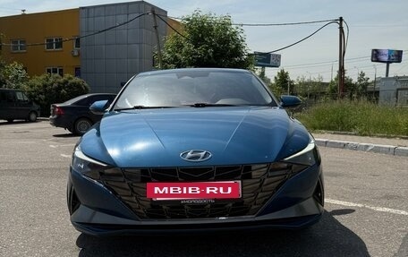 Hyundai Elantra, 2021 год, 2 300 000 рублей, 9 фотография