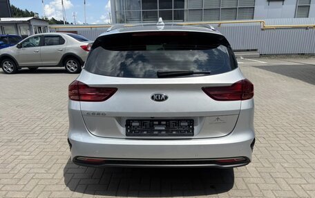 KIA cee'd III, 2021 год, 1 899 000 рублей, 8 фотография