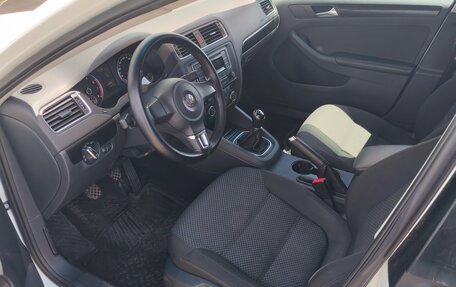 Volkswagen Jetta VI, 2014 год, 998 000 рублей, 7 фотография