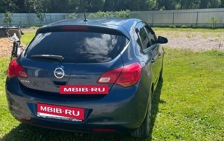 Opel Astra J, 2012 год, 700 000 рублей, 28 фотография