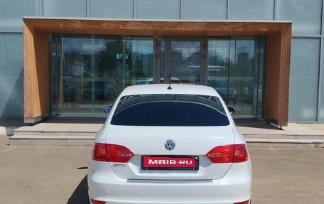 Volkswagen Jetta VI, 2014 год, 998 000 рублей, 6 фотография