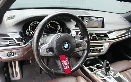 BMW 7 серия, 2018 год, 3 980 000 рублей, 7 фотография