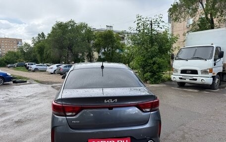 KIA Rio IV, 2022 год, 1 200 000 рублей, 2 фотография