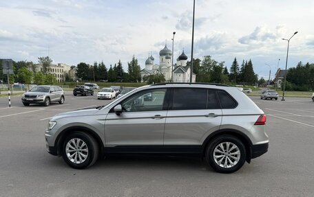 Volkswagen Tiguan II, 2020 год, 2 490 000 рублей, 3 фотография