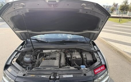 Volkswagen Tiguan II, 2020 год, 2 490 000 рублей, 12 фотография
