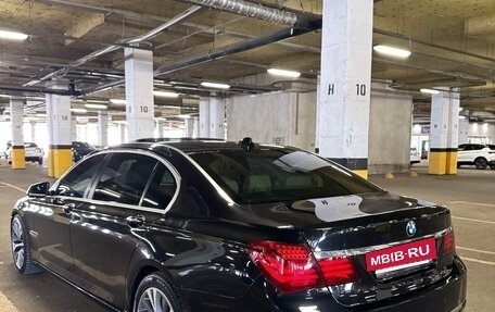 BMW 7 серия, 2012 год, 1 980 000 рублей, 4 фотография
