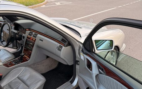 Mercedes-Benz E-Класс, 1997 год, 900 000 рублей, 14 фотография