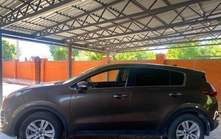 KIA Sportage IV рестайлинг, 2018 год, 2 000 000 рублей, 8 фотография