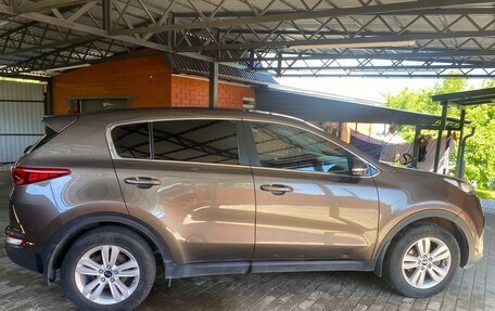 KIA Sportage IV рестайлинг, 2018 год, 2 000 000 рублей, 10 фотография