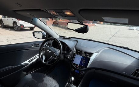 Hyundai Solaris II рестайлинг, 2012 год, 950 000 рублей, 10 фотография
