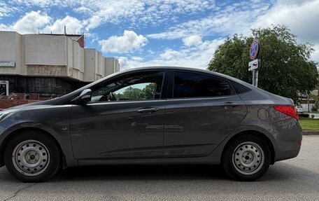 Hyundai Solaris II рестайлинг, 2012 год, 950 000 рублей, 4 фотография