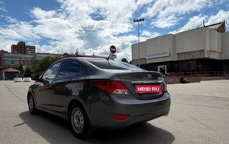 Hyundai Solaris II рестайлинг, 2012 год, 950 000 рублей, 5 фотография
