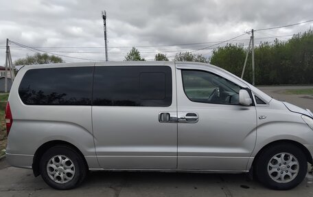 Hyundai Grand Starex Grand Starex I рестайлинг 2, 2010 год, 850 000 рублей, 4 фотография