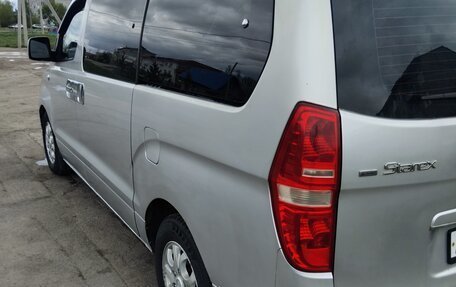 Hyundai Grand Starex Grand Starex I рестайлинг 2, 2010 год, 850 000 рублей, 14 фотография