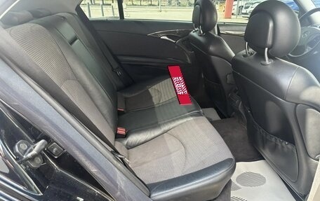 Mercedes-Benz E-Класс, 2004 год, 799 000 рублей, 10 фотография