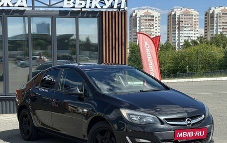 Opel Astra J, 2013 год, 710 000 рублей, 3 фотография