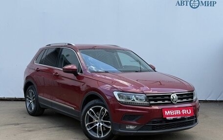 Volkswagen Tiguan II, 2017 год, 2 490 000 рублей, 3 фотография
