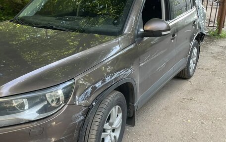 Volkswagen Tiguan I, 2014 год, 700 000 рублей, 2 фотография