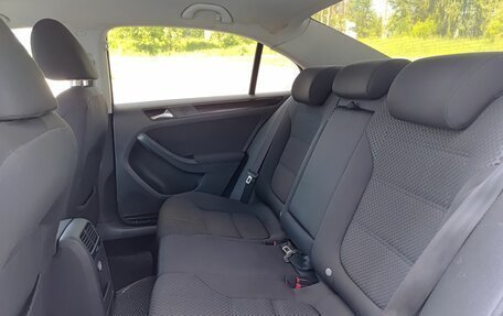 Volkswagen Jetta VI, 2011 год, 629 000 рублей, 15 фотография