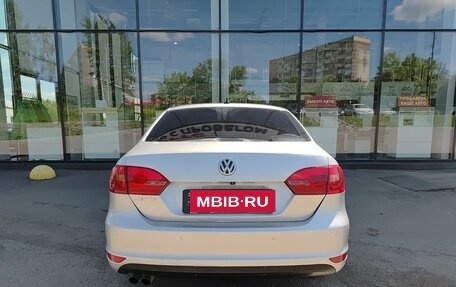 Volkswagen Jetta VI, 2011 год, 629 000 рублей, 7 фотография