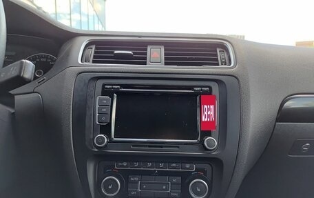 Volkswagen Jetta VI, 2011 год, 629 000 рублей, 18 фотография