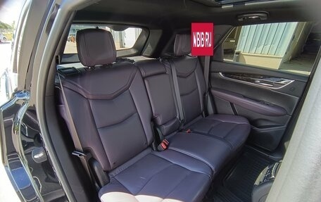 Cadillac XT5 I рестайлинг, 2016 год, 2 600 000 рублей, 13 фотография