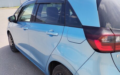 Honda Fit, 2021 год, 1 450 000 рублей, 5 фотография