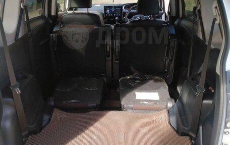 Toyota Sienta II, 2018 год, 1 319 000 рублей, 3 фотография