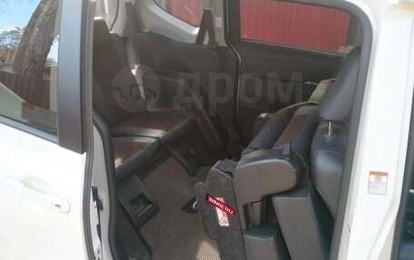 Toyota Sienta II, 2018 год, 1 319 000 рублей, 4 фотография