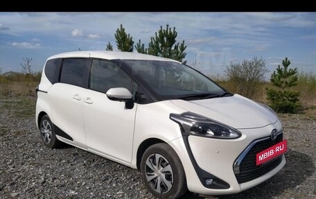 Toyota Sienta II, 2018 год, 1 319 000 рублей, 10 фотография