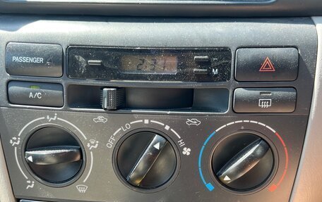 Toyota Corolla, 2000 год, 450 000 рублей, 5 фотография
