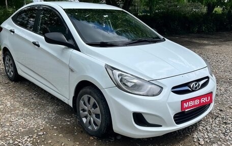 Hyundai Solaris II рестайлинг, 2012 год, 680 000 рублей, 7 фотография