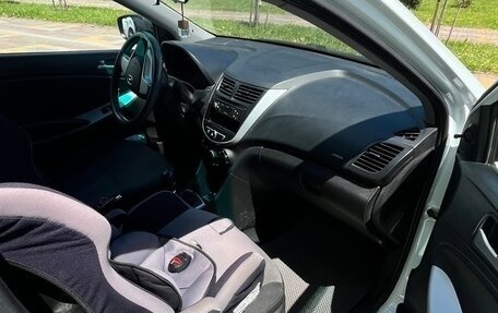 Hyundai Solaris II рестайлинг, 2012 год, 680 000 рублей, 6 фотография