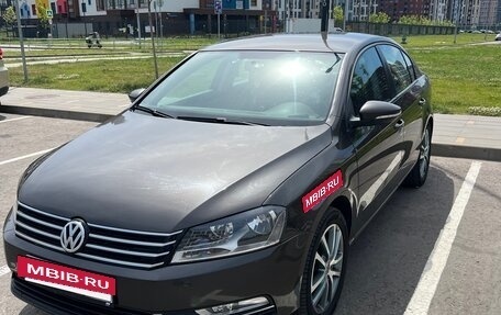 Volkswagen Passat B7, 2012 год, 990 000 рублей, 2 фотография