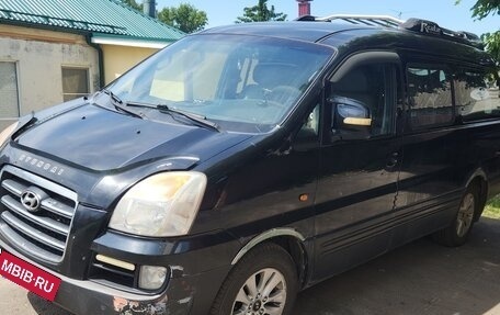 Hyundai Starex I рестайлинг, 2007 год, 700 000 рублей, 2 фотография