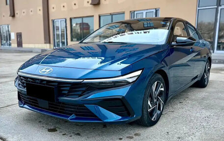 Hyundai Elantra, 2023 год, 1 371 000 рублей, 3 фотография