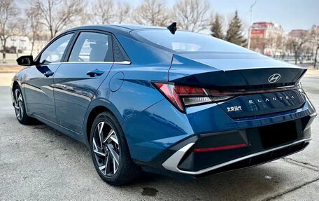 Hyundai Elantra, 2023 год, 1 371 000 рублей, 5 фотография