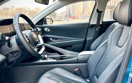 Hyundai Elantra, 2023 год, 1 371 000 рублей, 11 фотография