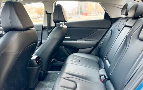 Hyundai Elantra, 2023 год, 1 371 000 рублей, 19 фотография
