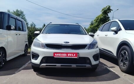 KIA Rio IV, 2018 год, 900 000 рублей, 1 фотография