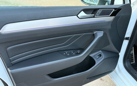 Volkswagen Passat B8 рестайлинг, 2019 год, 2 190 000 рублей, 12 фотография