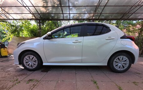 Toyota Yaris, 2020 год, 1 400 000 рублей, 3 фотография