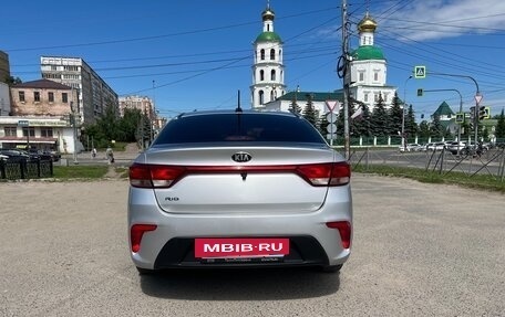 KIA Rio IV, 2018 год, 1 000 000 рублей, 9 фотография