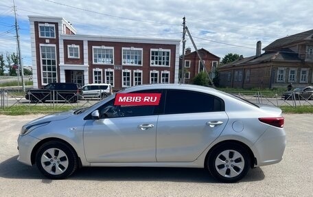 KIA Rio IV, 2018 год, 1 000 000 рублей, 7 фотография