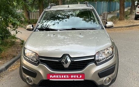 Renault Sandero II рестайлинг, 2016 год, 1 000 000 рублей, 6 фотография