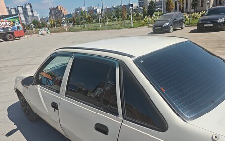 Daewoo Nexia I рестайлинг, 2004 год, 80 000 рублей, 3 фотография
