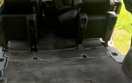 Toyota Noah III, 2009 год, 1 400 000 рублей, 2 фотография