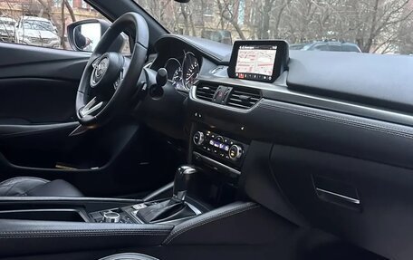 Mazda 6, 2017 год, 2 300 000 рублей, 6 фотография