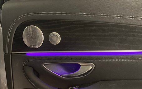 Mercedes-Benz E-Класс, 2020 год, 3 400 000 рублей, 10 фотография